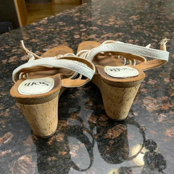 Platform Sandals - Picture 9 of 9